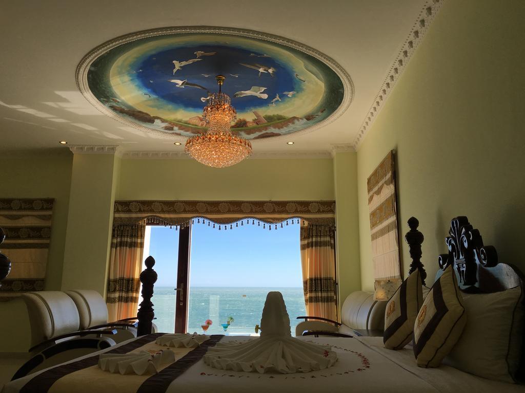 Ocean Front Hotel ファンティエット エクステリア 写真