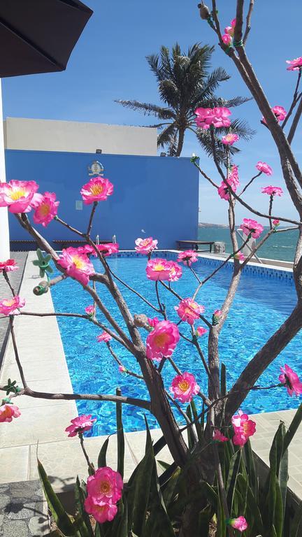 Ocean Front Hotel ファンティエット エクステリア 写真